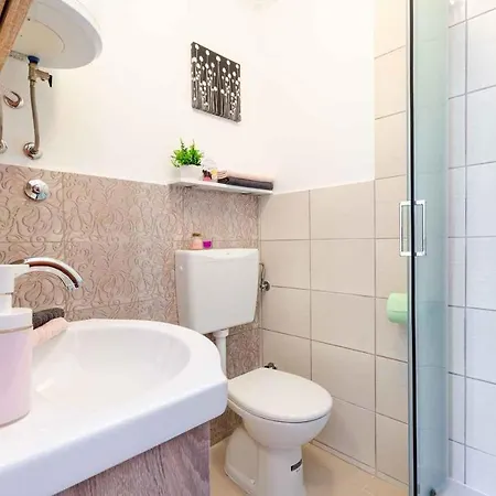 Apartament In 39504